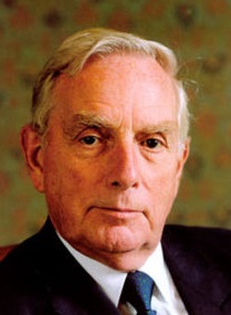 Frits Korthals Altes was 1982-1989 minister van Justitie in de kabinetten-Lubbers I en II.